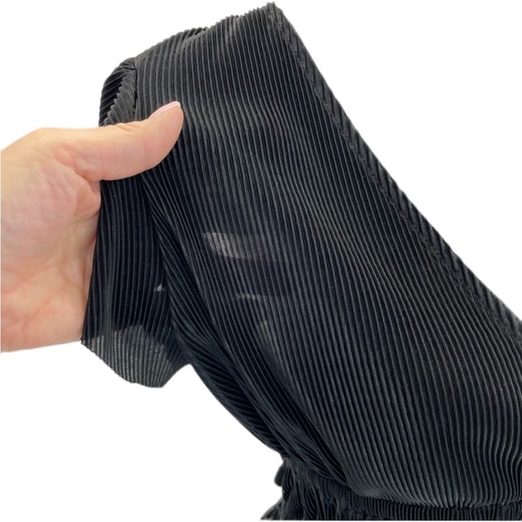 Zara Micro Pleated Top Large Black - Picture 9 of 9